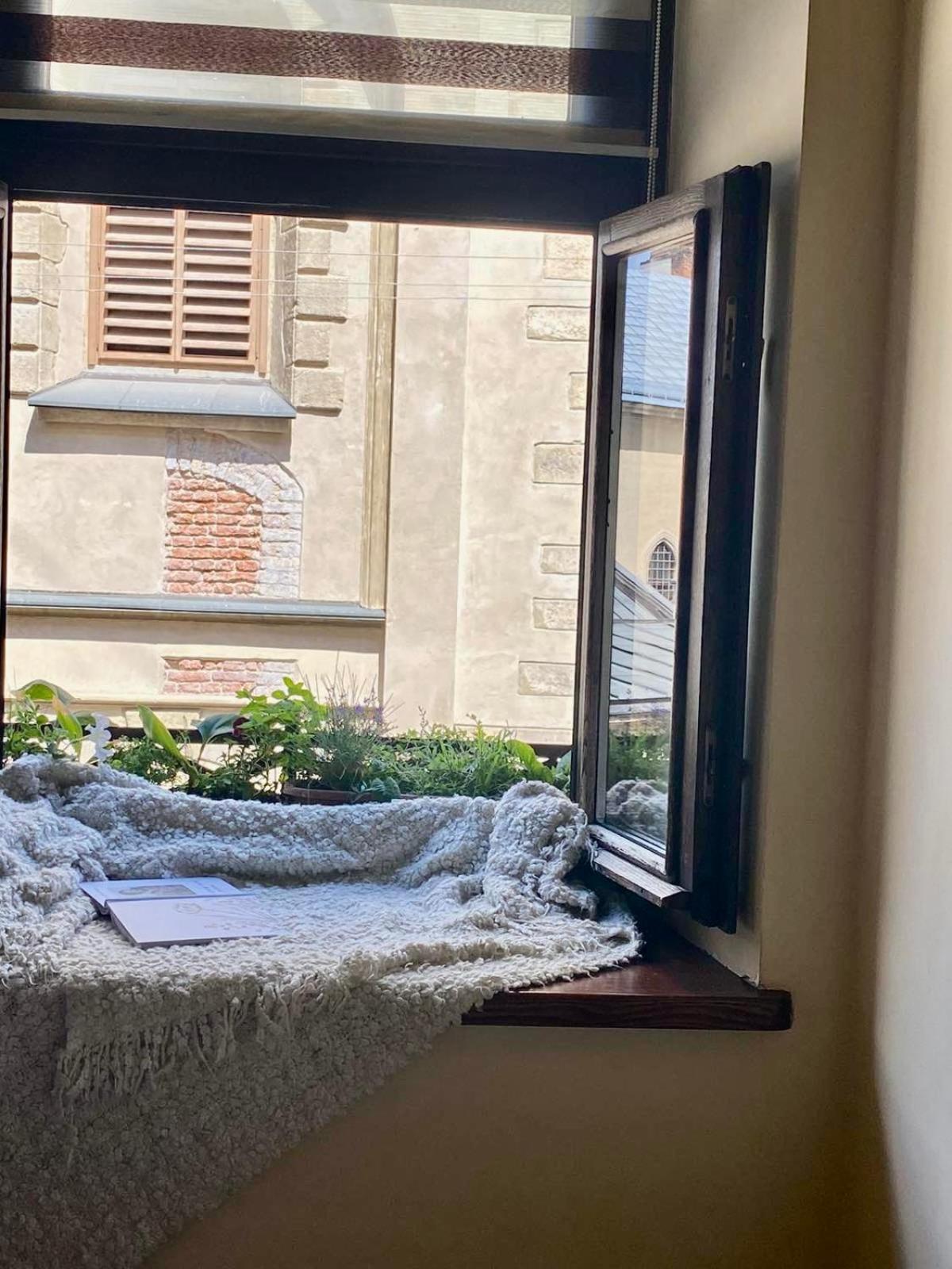 Вірменська 14 Центр Не Далеко Від Ж Д Вокзалу Звітні Документи Apartamento Lviv Exterior foto